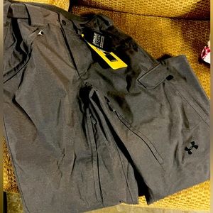 Under Armour bottoms